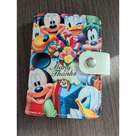 Minnie & Mickey Accessory Bundle – Wallet, Badge Holders, Lanyards & Card Wallet - Picture 7 of 9